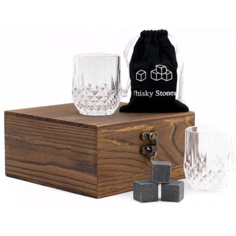 Caja de regalo para vasos pequeños de whisky con juego de degustación, perfecto como regalo para hombres en jubilación, San Valentín o Día del Padre. Incluye vasos, piedras y kit de posavasos.