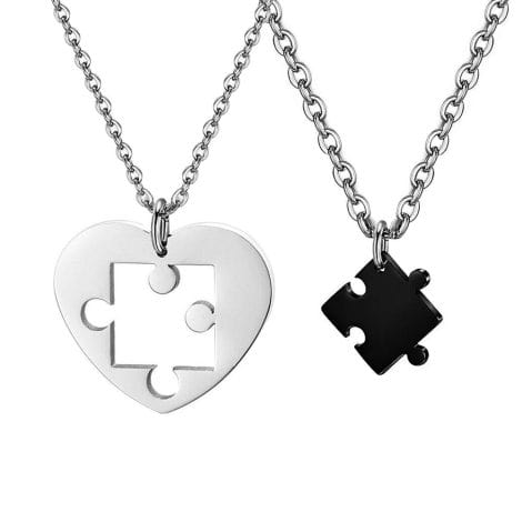 Conjunto de 2 collares de acero inoxidable para parejas, con colgantes de corazón partido y puzle, ideal para amantes, mejores amigos en plata y negro.