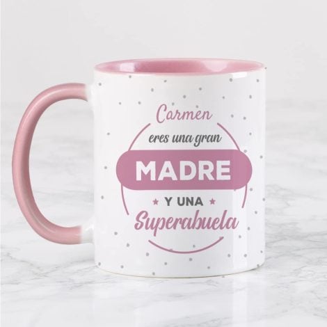 Taza personalizada Día de la Madre con nombre y texto, regalo original para mamá. Apta para microondas, 325ml de capacidad, interior y asa en rosa – Súper Abuela.