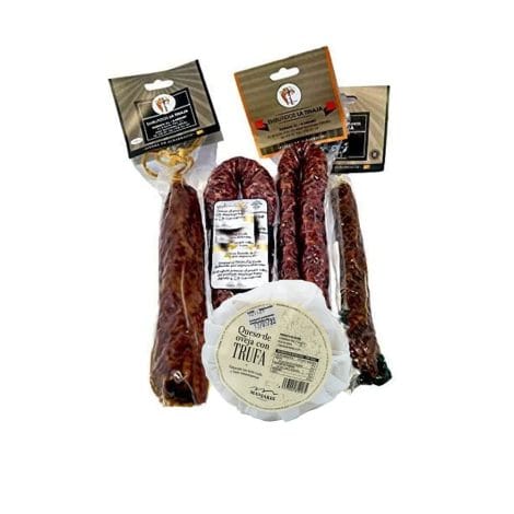 Cestas navideñas gourmet con embutidos y queso artesano. Productos deliciosos de Teruel para disfrutar.