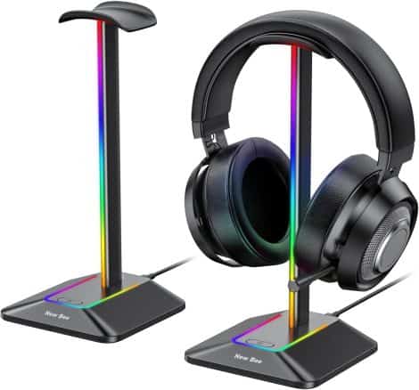 Soporte para auriculares New Bee RGB con luz LED, base antideslizante de goma, ideal para gamers.