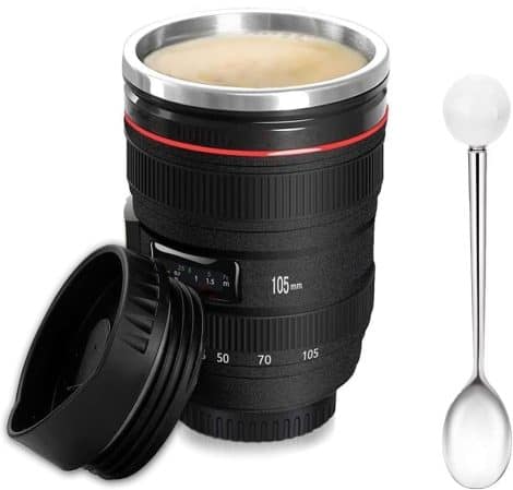 Taza de Café de 350 ml con forma de lente de cámara, con tapa aislante. Ideal para regalar. Color negro.