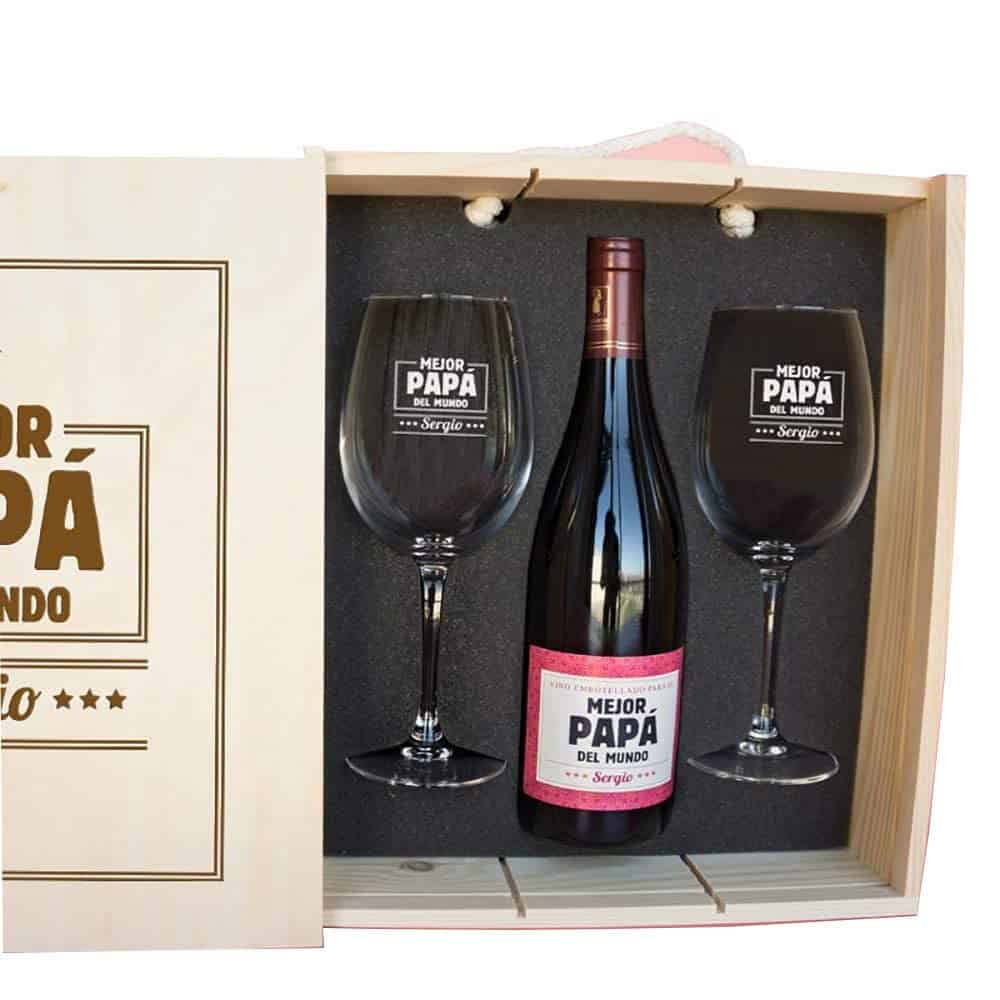 Kit con Botella de Vino + Copas de Vino + Caja de Madera, Todo ello Personalizable con Nombre para el mejor papá