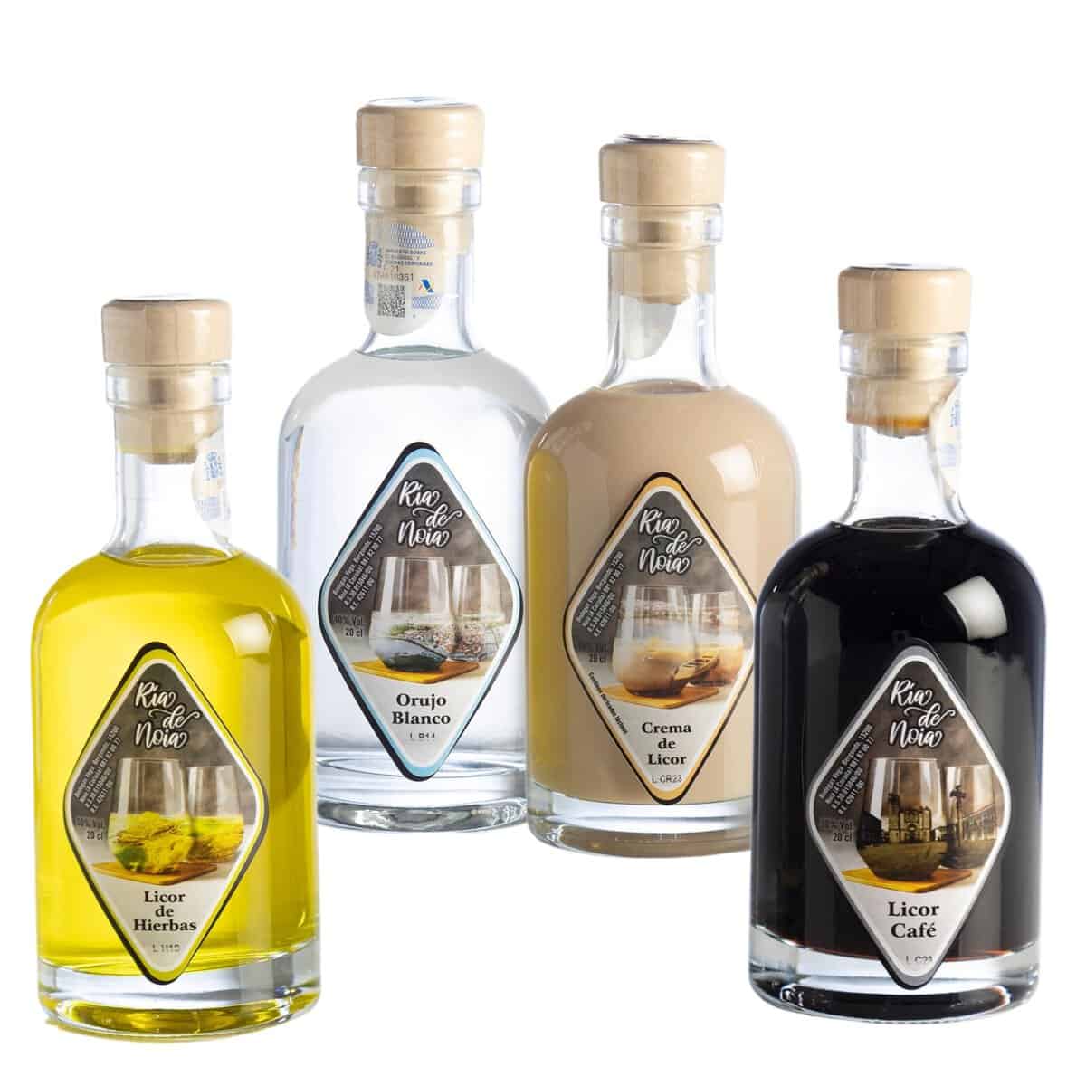 Pack 4 Licores 20 CL Ria da Noia Galicia - Licor de Hierbas + Orujo Blanco + Crema de Licor + Licor de Café. Regalo original con embalaje en caja de cartón. Licores de Origen Gallego