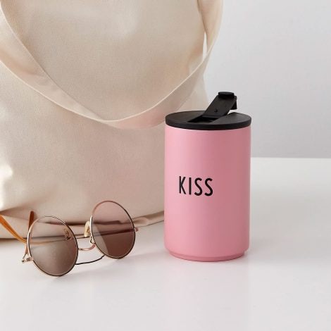 Taza rosa KISS térmica, diseño Letters para llevar café, regalo San Valentín para ella, sin BPA, 350 ml.