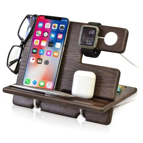 Soporte de Carga para Teléfono Gris con Espacio para Llaves, Cartera y Reloj para Hombres. Regalo para Esposo. Compatible con iPhone, iWatch y AirPods.