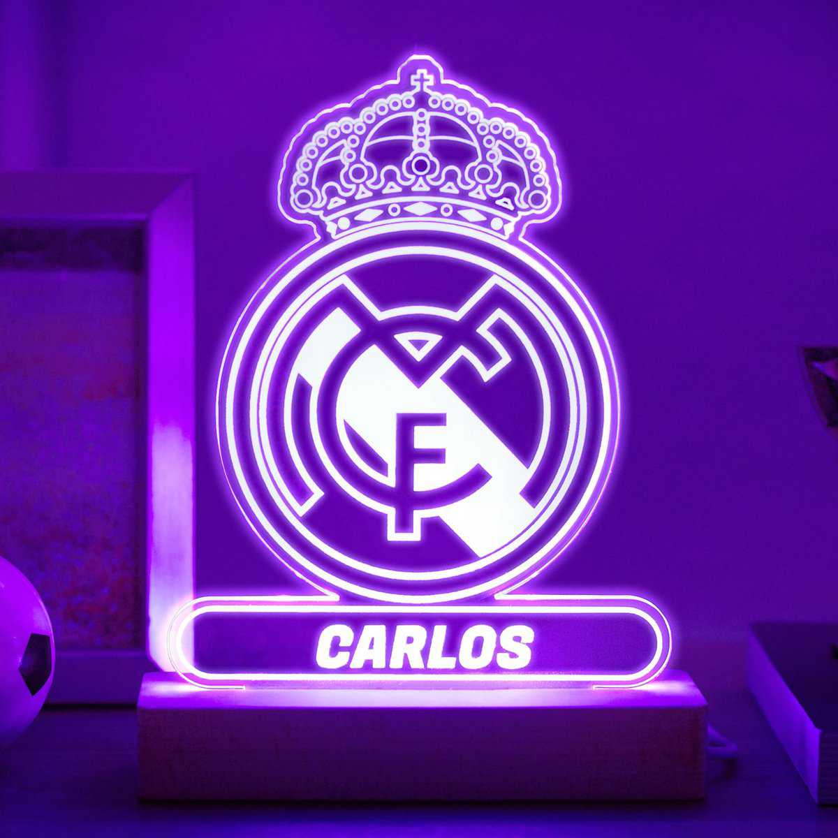 Transparent Gift Lámpara Personalizada Equipos Fútbol. Regalos Originales Cumpleaños Infantiles.Regalos para Hombres, Día del Padre. Diseño Escudo Real Madrid de Metacrilato y Madera